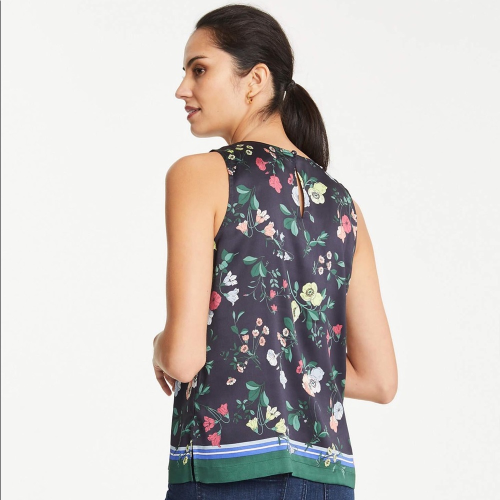 LOFT Floral Side Pleat Shell - Picture 2 of 4